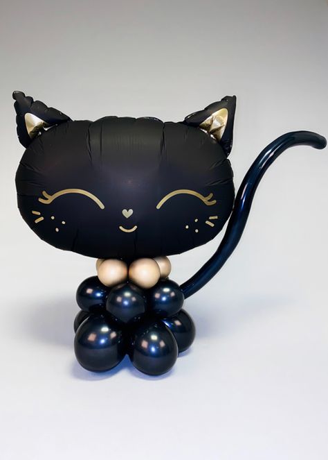 Cat Party Decor, Halloween Balloon Centerpieces, Black Cat Birthday Party Ideas, Black Cat Party Ideas, Cat Balloon Garland, Cat Balloon Arch, Black Cat Birthday Party, Cat Theme Balloon Arch, Black Cat Party