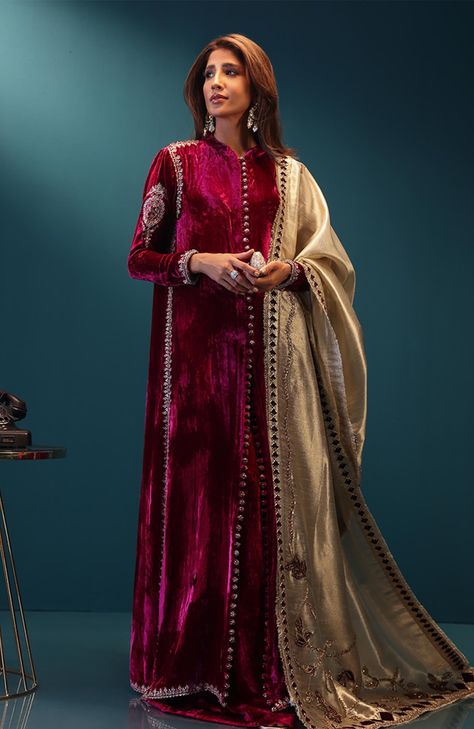 Blaise Zabini, Latest Abaya, Velvet Suit Design, Maroon Suit, Dupatta Design, Asian Dresses, Velvet Dress Designs, Abaya Hijab, Desi Outfits