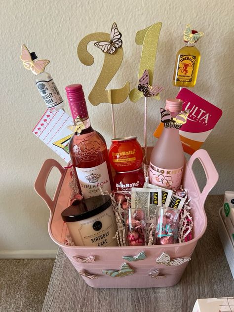 21st Birthday Gift Baskets: 25+ Unique & Thoughtful Ideas. Check it out! 18th Gift Basket, Sister 21st Birthday Gift, Gift Basket For Sister Birthday, 21 Birthday Gift Basket, 21st Gift Basket Ideas, Diy 21st Birthday Gifts For Her Baskets, Mom Birthday Basket Ideas, Bff Birthday Basket, 21st Birthday Baskets