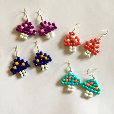 Small Bead Projects, Pony Bead Earrings, Kandi Earrings, Bead Pets Pattern, Bead Animals Patterns Easy, Pony Bead Patterns Easy, Bead Animals Patterns, Beaded Rings Patterns, Pony Bead Jewelry