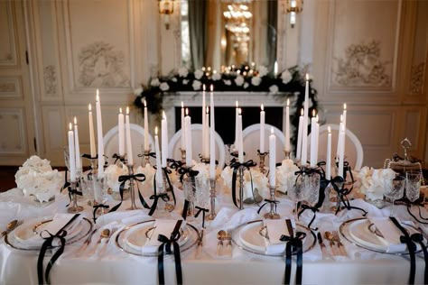 Black And White Party Decorations Table, Bow Wedding Decoration, Bride Party Ideas Decorations, Black And White Table Scape, Bow Table Decor, Bow Table Setting, Bow Wedding Decor, Black And White Table Settings, Black And White Dinner Party