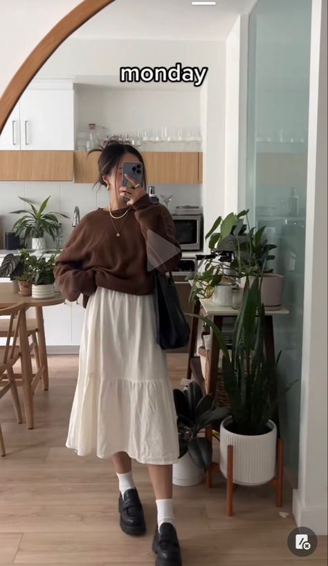 Outfit Inspirations Long Skirt, Cottage Core Sweater Outfit, Cute Modest Teacher Outfits, Sweater Set Outfits Skirt, Modest Loose Outfits, Outfit Inspo For Teachers, Cozy Party Outfit, Fall Princess Outfit, Casual Maxi Skirt Outfits