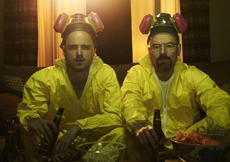 We've got you and your best friend covered for Halloween this year with these iconic dynamic-duo costume ideas from the most popular movies and TV shows. Breaking Bad Episodes, Tv Show Halloween Costumes, Movie Duos, Breaking Bad Seasons, Mike Ehrmantraut, Vince Gilligan, Duo Costumes, Norman Bates, American Fine Art