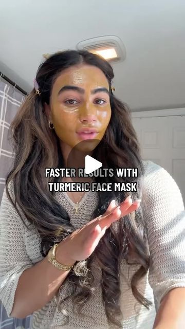 Turmeric Benefits For Skin Face Masks, Turmeric Face Mask Dark Spots, At Home Facials, Home Made Face Mask, Tumeric Masks, Dry Skin Face Mask, Bentonite Clay Face Mask, Clay Mask Recipe, Turmeric Skin Care