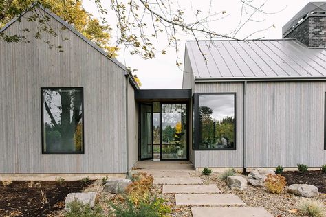 Tour this spectacular modern Scandinavian inspired house in Oregon Scandinavian Exterior, Sliding Doors Exterior, Cedar Siding, Modern Barn House, Windows Exterior, Oregon Usa, Modern Barn, Modern Scandinavian, Scandinavian Inspired