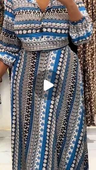 African Long Skirts, Elegant African Dresses, Cloth Styles, Boubou Styles For Women, Long African Dresses, Asymmetrical Shirt, African Fashion Skirts, Lace Gown Styles, Fashion Skirts