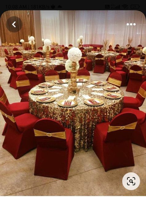 Red Quince Theme, Red And Gold Quince, Red Quinceanera Ideas, Quinceanera Red, Quinceanera Theme, Quince Decor, Red Gold Wedding, Sweet 15 Party Ideas, Quince Themes