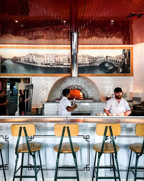 Photo: chocolateandlace_ Restaurant Tile Floor Interior Design, Pizza Oven Restaurant, Italian Restaurant Decor, Pizzeria Design, Pizza Store, Bar Restaurant Design, Architecture Restaurant, Pizza Kitchen, Pizza Bar