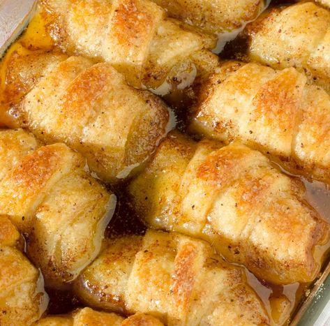 Pioneer Woman Apple Dumplings, Rhubarb Pudding Cake, Crescent Roll Apple Dumplings, Easy Apple Dumplings, Apple Dumpling Recipe, Apple Dumplings, Crescent Roll Recipes, Crescent Roll, Dumpling Recipe