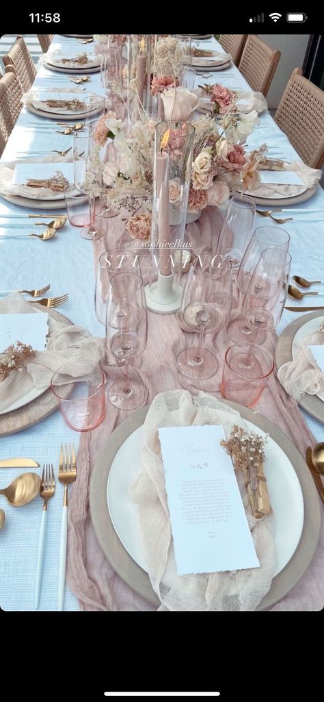 Boho Dinner Party Table, Pink Garden Bridal Shower Ideas, Confirmation Decorating Ideas Pink, Womens Brunch Ideas Decor, Pink Dinner Party Table Settings, Baby In Bloom Baby Shower Table Decor, Succot Decorations, 21st Table Decorations, Coquette Table Decor