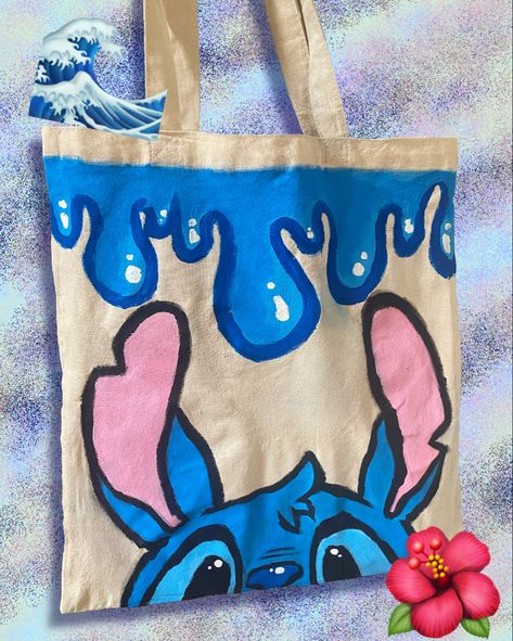 Purse Art Paint, Easy Bag Painting Ideas, Hand Painted Bags Ideas, Custom Bags Ideas, Drawings On Bags, Lukis Tote Bag, Desain Totebag Aesthetic, Tote Bag Inspo Painting, Design Totebag Aesthetic