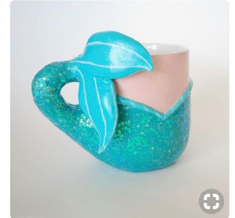 Mermaid Mug, Diy Mermaid, Mermaid Mugs, Clay Cup, Mermaid Diy, Diy Mugs, Mermaid Life, Disney Ariel, Polymer Crafts