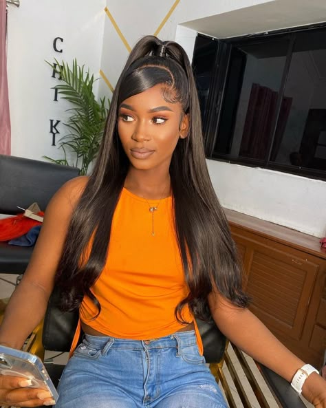 Lace Front Wigs Half Up Half Down, Wig Install Hairstyles Straight Hair, Straight Wig Hairstyle Ideas, Wig Installation Styles, Half Up Half Down Wig Install, Frontal Installation Styles, Wig Install Ideas, Half Up Half Down Lace Front Wig, Half Up Half Down Wig Black Women