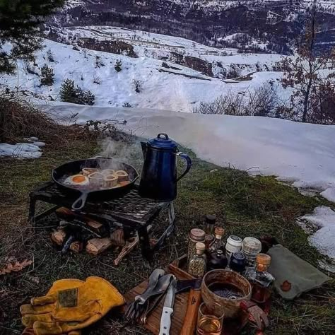 Camp Cooking Gear, Camping Vibes, Camping Photography, Camping Aesthetic, Bushcraft Camping, Adventure Aesthetic, Camping Tents, Backpacking Hiking, Winter Camping