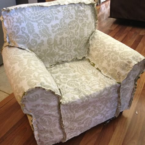 A Step-by-Step DIY tutorial on how to make and easily sew a slipcover for furniture - Pins & Petals Projek Menjahit, Chair Aesthetic, Reupholster Furniture, Upholstery Diy, Slip Covers, Furniture Redo, Furniture Upholstery, Couch Covers, Redo Furniture