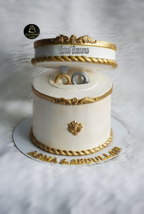 Engament Cake Design, Cake Of Engagement, Engagement Ring Cake Design, Engagement Cakes Indian, Nikkah Cake Ideas Pakistani, Fiance Cake, Engement Cake Design, Cake Decor Ideas, Girly Birthday Cakes