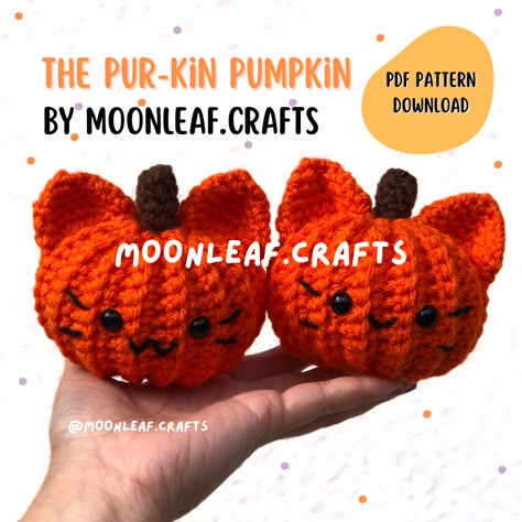 Available on ETSY, RIBBLR, RAVELRY AND KO-FI! Crochet Spooky, Fall Crochet Ideas, Crochet Pour Halloween, Halloween Amigurumi, Autumn Crochet, Crochet Pumpkins, Crochet Stuffies, Fall Crochet Patterns, Crochet Holiday