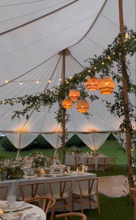 Wedding Tree Decorations Hanging, Round Tent Wedding, Tented Backyard Wedding Reception, Clear Tent Fall Wedding, Tent Wedding Aesthetic, Wedding Pendant Lights, Ceremony Garden Wedding, Gazebo Wedding Reception, Outdoor Reception Tent