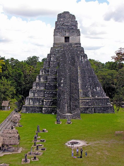 Guatemala-1595 - Temple of the Great Jaguar Photo by Dennis Jarvis Guatemala Photography, Tikal Guatemala, Mayan Civilization, Maya Civilization, Ancient Maya, Guatemala Travel, Guatemala City, America Latina, Tikal