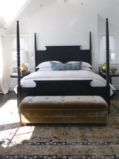 white bedroom with black bed and brown upholstered bench Modern Farmhouse Bedroom Decor, Modern Cape, Bed Makeover, Farmhouse Bedroom Decor Ideas, Modern Farmhouse Bedroom, Four Poster Bed, Four Poster, Poster Bed, 아파트 인테리어