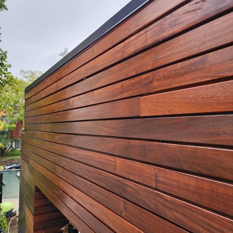 Swipe ⬅️ for a closer look of this beautiful rainscreen ipe siding 🤎 At Brazilian Lumber, we directly import KD ipe in the lengths, dimensions, and profiles you need for your decking & siding projects. Visit our showroom in our Gardena location or call us to get a free quote today! 📞(323) 530-1210 📍Find us at 534 Finney Ct, Gardena CA M-F 7am-4pm . . . . #brazilianlumber #ipedecking #californiabuilder #wooddecks #architecturaldigest #construction #woodsidingideas #decks #DIY #ipewood... Ipe Siding, Modern Fencing, Ipe Decking, Ipe Wood, Wood Siding, Wood Deck, Free Quote, Architectural Digest, Wood Design