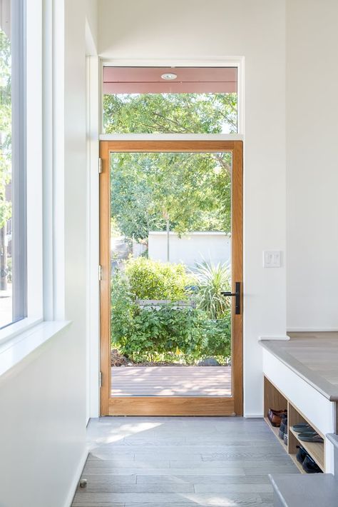 Kitchen Door Exterior, Modern Single Front Door, Types Of Doors Exterior, Wood And Glass Doors Interior, Single Patio Door Modern, Large Sliding Glass Doors Patio Exterior, Glass Back Doors Exterior, Exterior Glass Door, Modern Front Door Ideas