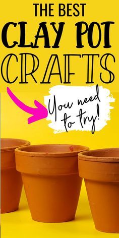 Easy crafts using clay pots. Find out how to make these simple DIY clay pot crafts. Simple tips to upcycle items from your house. Fun projects using clay pots. Painted Flower Pots Ideas, Upcycled Planters, Blackberry Muffins, Pots Crafts, Small Clay Pot, Terra Cotta Pot Crafts Diy, Crafts Simple, Small Terracotta Pots, Clay Pot Projects