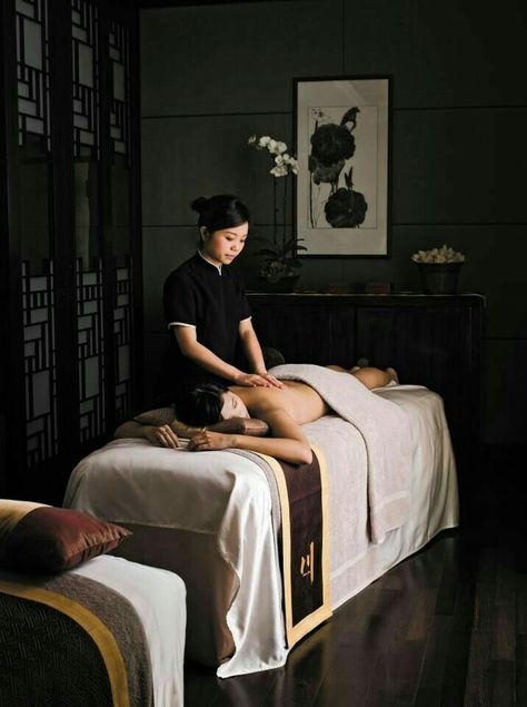 Massage Room Ideas, Massage Room Decor, Massage Therapy Rooms, Thai Spa, Spa Interior Design, Spa Rooms, Spa Interior, Spa Ideas, Spa Decor