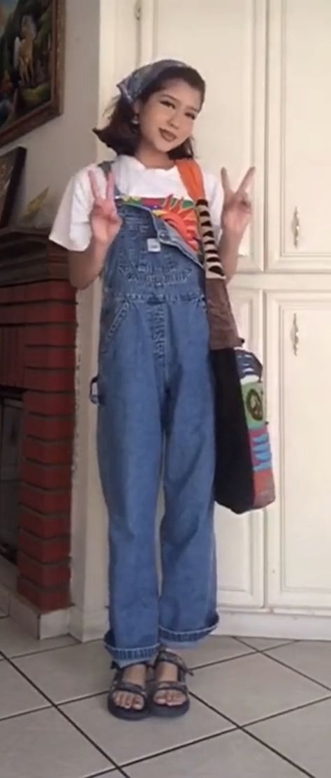 2000s Overalls Outfit, Aesthetic Horror, Fashion Overalls, Overalls Outfit, 2000s Outfits, 2000s Fashion Outfits, 2000s Fashion, Dream Wardrobe, Passion For Fashion