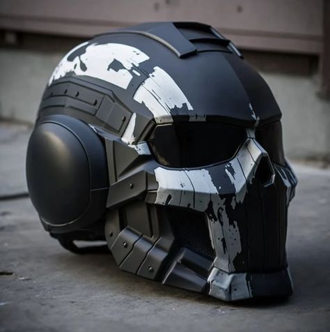 Cool Helmets Motorcycles, Cool Bike Helmets Motorcycles, Unique Helmet Design, Cool Biker Helmets, Cool Motorcycle Helmets Design, Cyberpunk Helmet Concept Art, Helmet Design Ideas, Batman Motorcycle Helmet, Cool Helmets