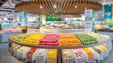 Farmers Market Sumarecon Serpong - Gold Winner - 2018 Hong Kong Design Awards Supermarket Design Interior, Fruit And Veg Shop, Vegetable Shop, Grocery Supermarket, Grocery Store Design, Supermarket Design, Fruit Shop, Bulk Food, Food Concept