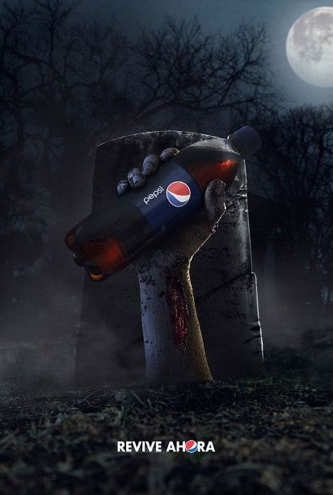 Pepsi Halloween Ad Pepsi Ad, Halloween Social, 광고 디자인, Ad Of The World, Creative Advertising Design, Publicidad Creativa, Graphic Design Ads, Food Graphic Design, Advertising Ads