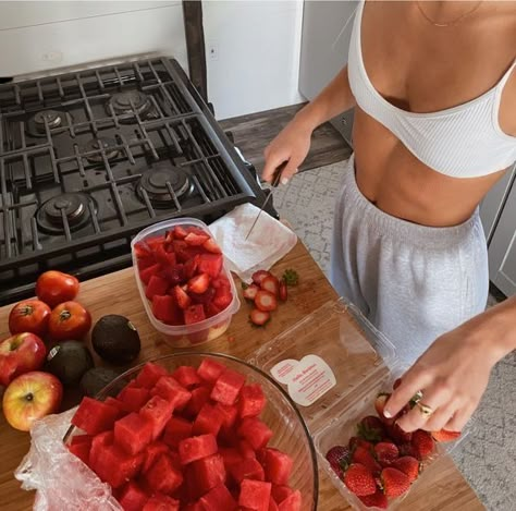 Follow for inspo & great link resources Health Influencer Aesthetic, Better Health Lifestyle, The Healthy Version, Health Girl Era, Health Inspo Lifestyle, Good Health Aesthetic, Good Habits Aesthetic, Eat Healthy Aesthetic, Holistic Health Aesthetic