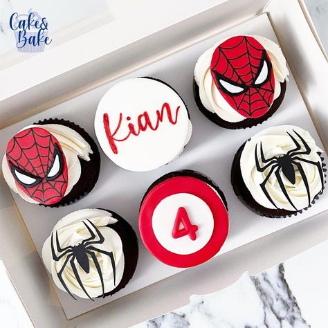 Spiderman Birthday Cupcakes, Miles Morales Cupcakes, Spider Man Cake With Cupcakes, Spider Man Cupcakes Ideas, Spiderman Cupcakes Ideas, Spiderman Donuts Spider Man, Spider Man Party Ideas, Spidey Cupcake Cakes, Spider-man Cupcakes