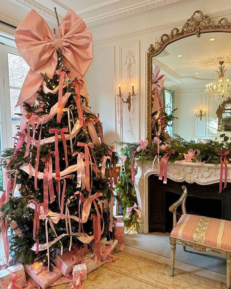 Tis the season of Bows, Bows and more Bows 🎀 Our holidays at home this year have extra pink, extra ribbons and extra love because we… | Instagram Southern Christmas, Christmas Dreaming, Christmas Shoot, Pink Xmas, Christmas Tree Bows, Pink Christmas Decorations, Christmas Feeling, Christmas Inspo, Pink Christmas Tree