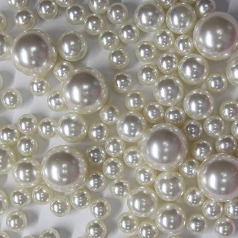 Pearls And Disco Balls, Clear Water Beads, Pearl Necklace Aesthetic, Pearls Aesthetic, Pearl Vase, Pearl Strings, Pearl Aesthetic, Crafts Table, Hand Bags For Women