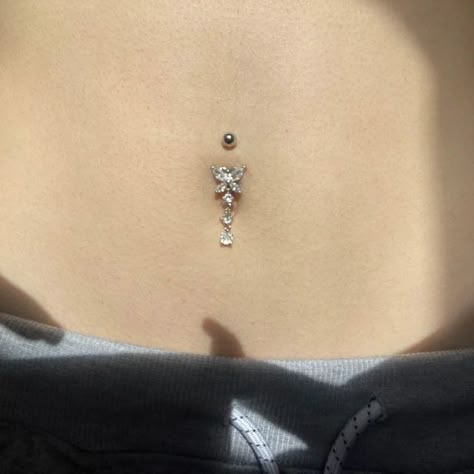 Belly Button Rings Butterfly, Belly Ring Butterfly, Percinings Ideas Belly, Piercing Ideas Belly, Dangling Belly Button Piercing, Belly Button Per Icing, Crystal Belly Button Ring, Belly Bottom Ring, Surgical Steel Belly Button Rings