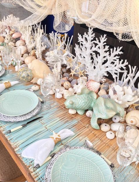 Elegant Beach Birthday Party, Ocean Theme Table Setting, Beach Wedding Table Centerpieces Flowers, Ocean Themed Tablescape, Under The Sea Table Setting, Classy Under The Sea Theme, Beach Theme Tablescape, Sea Theme Wedding Decorations, Ocean Tea Party