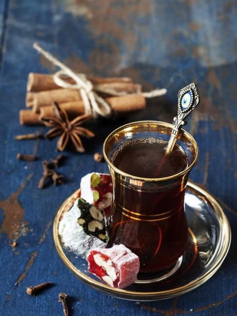 Syrian Tea Turkish Tea, Tea Culture, Turkish Delight, Time For Tea, Turkish Recipes, Turkish Coffee, Tea And Coffee, A Cup Of Tea, Tea Or Coffee