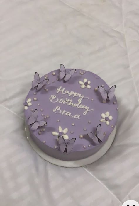 Happy birthday cake for girl 💜 14th Birthday Cake For A Girl, Cake Ideas For Girls 12th Birthday, Birthday Cake Ideas 12 Girl, Cake Designs 13th Birthday Girl, Cake 11 Birthday Girl, 13 Girl Birthday Cake, Birthday Cake 14th Girl Aesthetic, Birthday Cake Ideas 13 Girl, 10th Birthday Cake For Girl