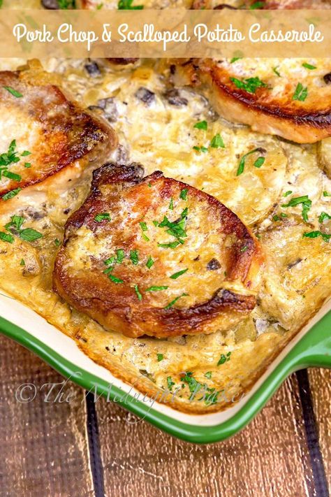 Delicious pork chops baked on a bed of scalloped potatoes. Pure comfort in one casserole. Pork Chop Casserole Recipes, Scalloped Potato Casserole, Pork Chop Casserole, Potatoes Casserole, Broiled Chicken Breast, Boneless Pork Chop Recipes, Pork Chops And Potatoes, Easy Pork Chops, Pork Chop Dinner