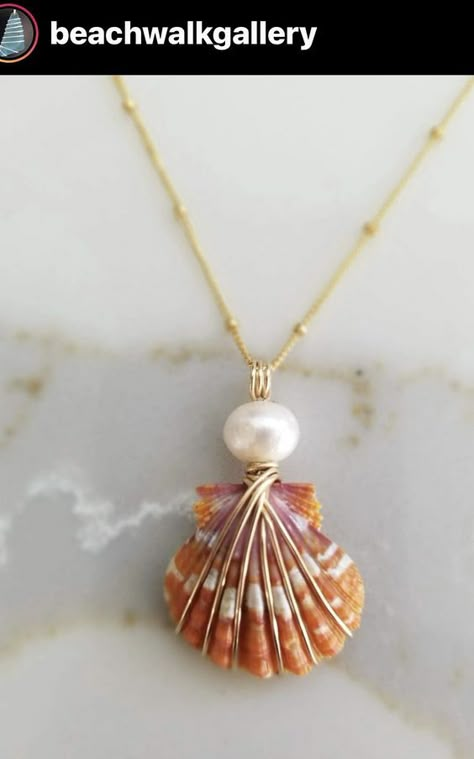 Sea Shell Beaded Necklace, Seashell Wire Jewelry, Seashell Jewelry Diy How To Make, Homemade Shell Jewelry, Shell Jewellery Diy, Diy Shell Ring, Wire Wrapped Shell Jewelry, Broken Shell Jewelry, Sea Shell Necklace Diy