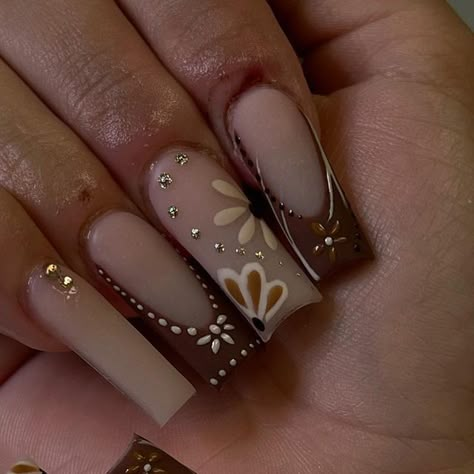 Arely Rojas on Instagram: "Just a reminder I have a few spots left for november for either nails or skin services ✨🤍 Make sure to checkout my esthetics page ✨ @skinbyarely_" Fall Nail Inspo, Brown Acrylic Nails, Fall Nail Ideas, Spring Acrylic Nails, Diy Acrylic Nails, Girly Acrylic Nails, Nails Winter, Simple Acrylic Nails, Brown Square