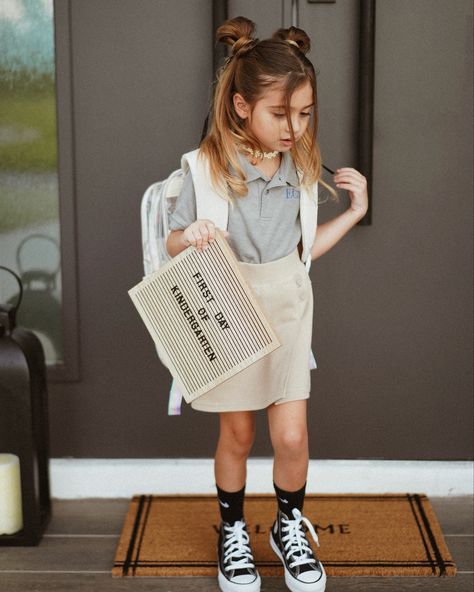 First day of kindergarten for my little girl! 😭✏️🍎🏫 Elementary School Picture Day Outfit, Kindergarten Outfits, School Picture Day Outfit, Picture Day Outfit, Kindergarten Outfit, School Picture Day, Picture Day Outfits, First Day Of Kindergarten, School Picture