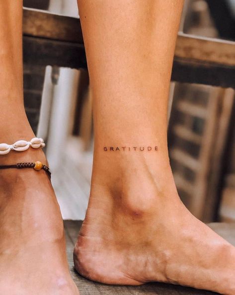 Gratitude Tattoo, Wörter Tattoos, One Word Tattoos, Tiny Tats, Hidden Tattoos, Tato Henna, Quote Tattoo, Inspiration Tattoos, Cute Tiny Tattoos