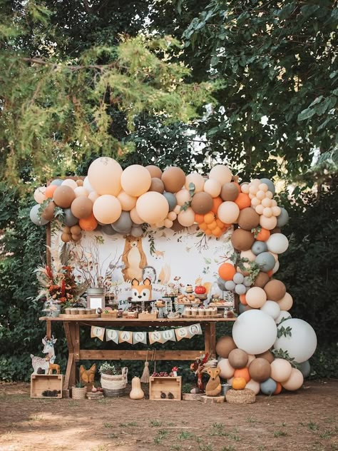 Kara's Party Ideas Woodland Forest Christening Party | Kara's Party Ideas Woodland Balloon Garland, Forest Birthday Party, Woodland Baby Shower Decorations, Forest Baby Showers, Boys First Birthday Party Ideas, Idee Babyshower, Forest Birthday, Boys 1st Birthday Party Ideas, Boy Baby Shower Ideas