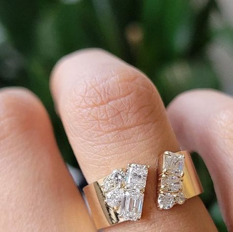 Shahla Karimi on Instagram: "Cluster Gap Ring No. 2 . . . . . . #diamonds #jewelryinspiration #findjewelry #engagement #ring #finejewelry" Right Hand Diamond Rings, Shahla Karimi, 2 Diamond Ring, Gap Ring, Dig Jewelry, Dimond Ring, Heirloom Ring, Emerald Jewellery, Heirloom Rings