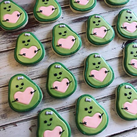 Rollerskate Party, Twins Baby Shower Ideas, Avocado Birthday, Birthday Parties For Girls, Avocado Party, Avocado Cartoon, March Food, Happy Birthday Cookie