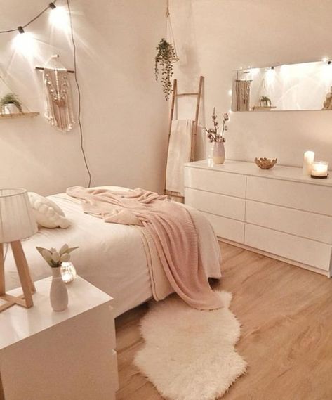 Luxury Room Bedroom, Redecorate Bedroom, Cozy Room Decor, Teen Bedroom Decor, Room Design Bedroom, Room Makeover Bedroom, Dream Room Inspiration, Room Makeover Inspiration, Small Room Bedroom