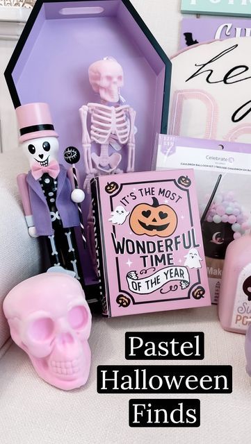 Maggie Bratcher on Instagram: "Pastel Halloween decor finds! These were too sweet to pass up! I can't wait to decorate Everly's room with these! 💜🩷 Everything is linked in my bio! #pinkhalloween #pastelhalloween #kidshalloween #halloweendecor #halloween2023 #codeorange2023 #spookyseason #homegoodshalloween #tjmaxxhalloween #michaelshalloween #13daysofhalloween #halloweendecorations" Pastel Goth Halloween Decor, Pastel Halloween Decorations Outdoor, Diy Pastel Halloween Decor, Princess Apartment, Pastel Goth Home Decor, Halloween Cubicle, Aesthetic 2025, Pastel Halloween Decor, Witchy Ideas